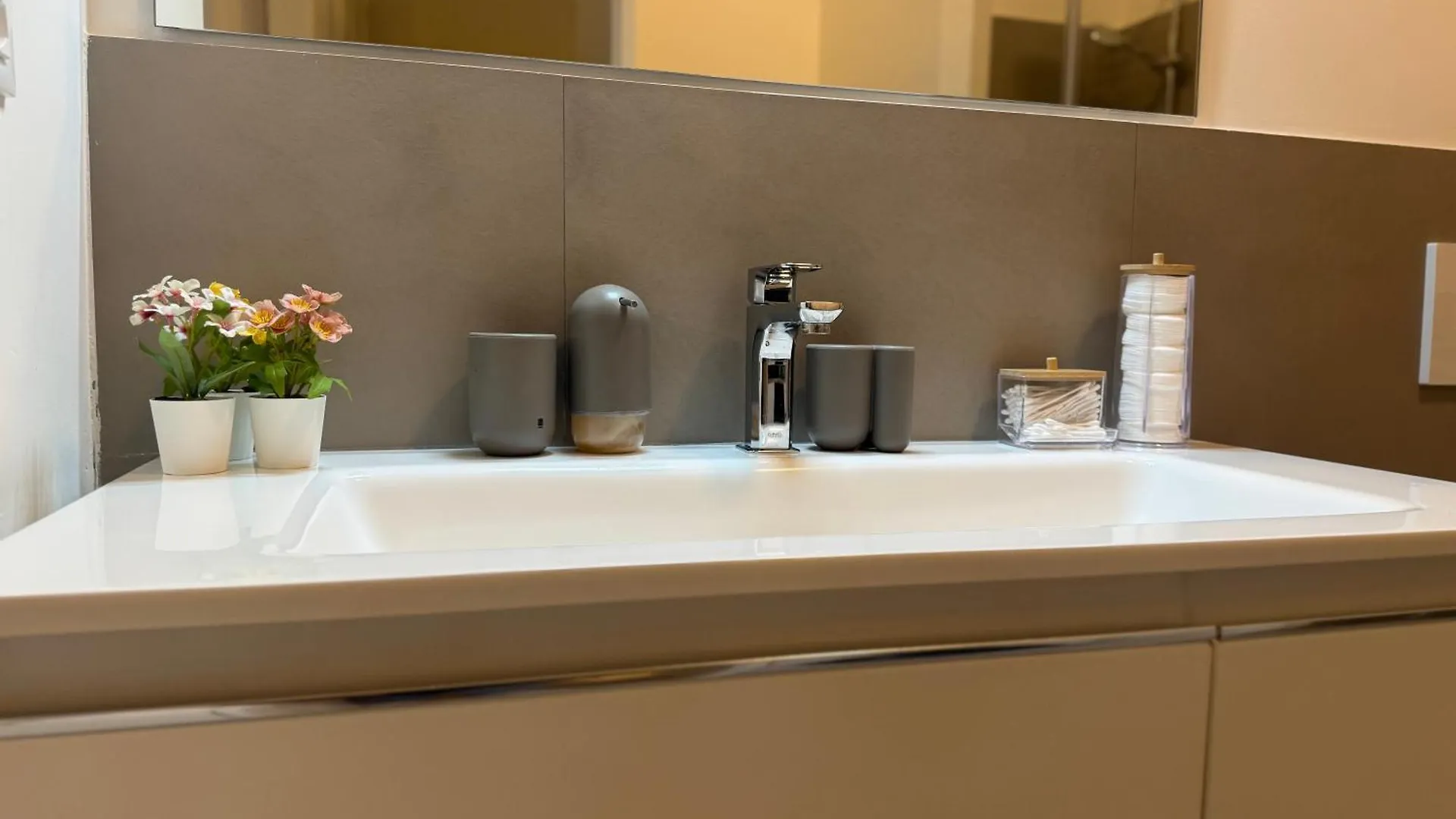 A Casa Di Imma A 5 Min Stazione Centrale, Wi-Fi Veloce, Balcone Abitabile Rome Apartment